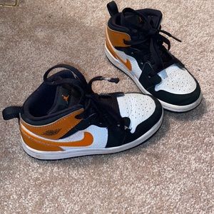Toddler Nike Air Jordan Retro 1